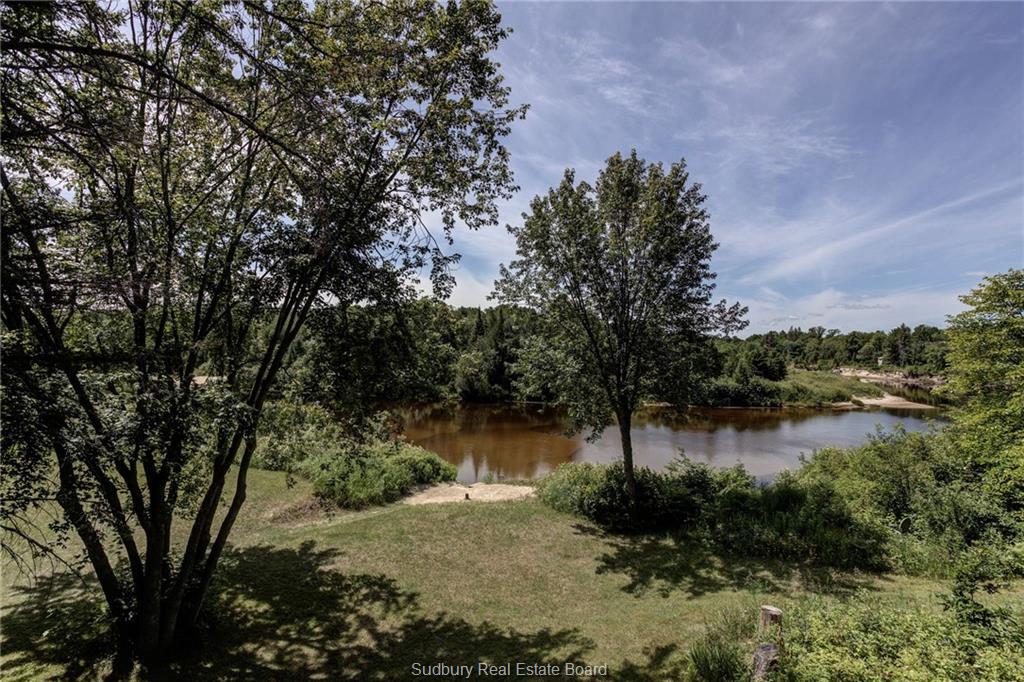 243 Simmons Road, Chelmsford, Ontario, Canada