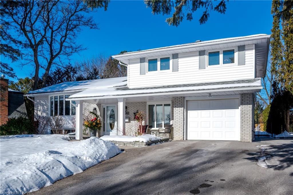 1661 Pinehill Drive, Peterborough, Ontario, Canada
