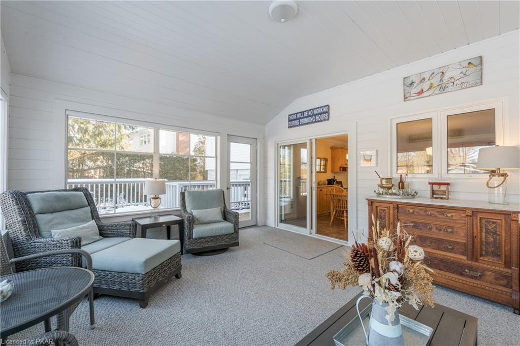 1661 Pinehill Drive, Peterborough, Ontario, Canada