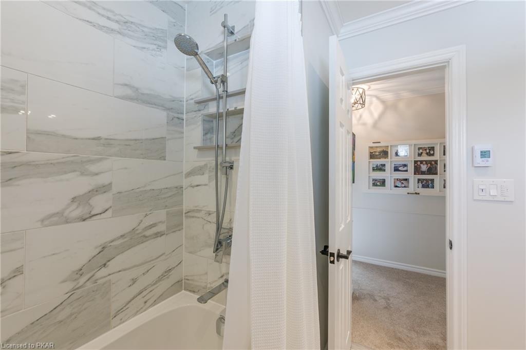 1661 Pinehill Drive, Peterborough, Ontario, Canada