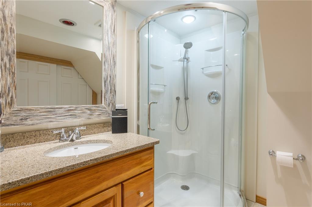 1661 Pinehill Drive, Peterborough, Ontario, Canada