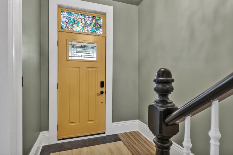 112 Stewart Street, Peterborough, Ontario, Canada photo 2
