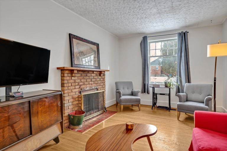 250 Bennet Street, Peterborough, Ontario, Canada