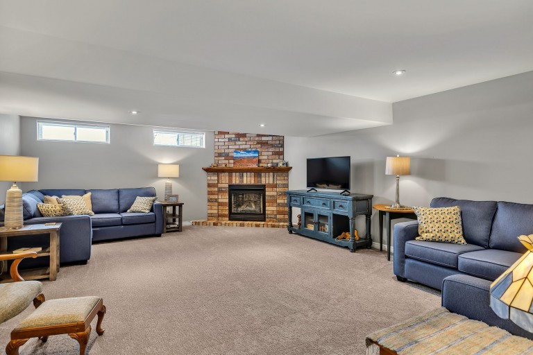 301 Bianco Crescent, Peterborough, Ontario, Canada