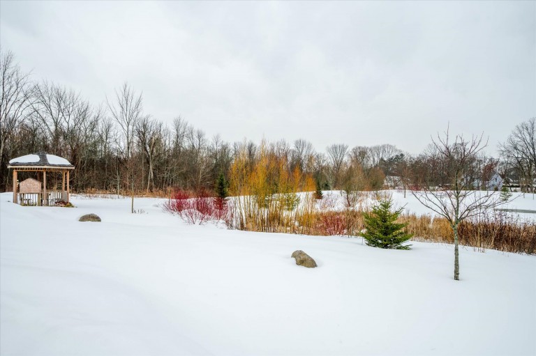 45 Irons Avenue, Lakefield, Ontario, Canada photo 4