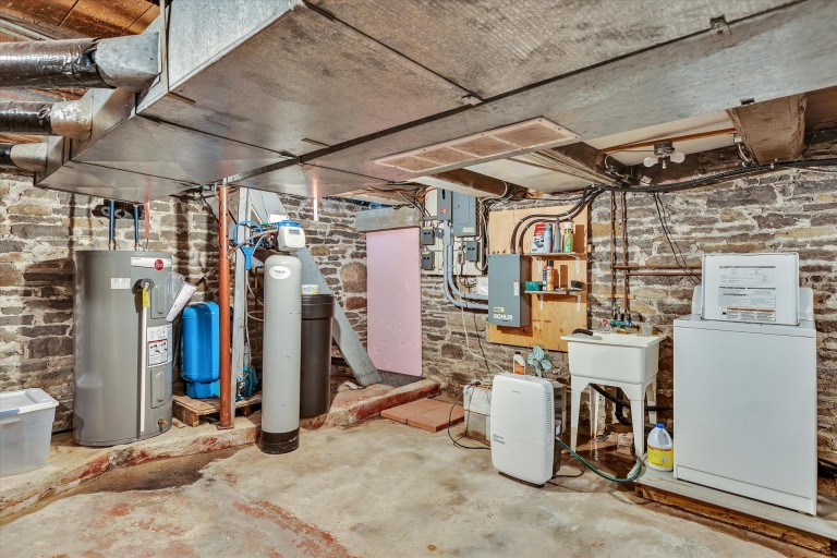 14 Carr Street, Keene, Ontario, Canada