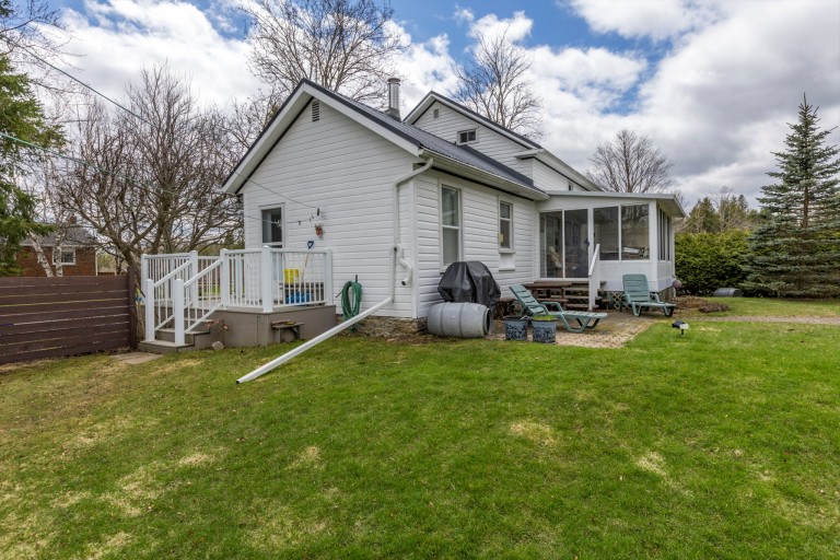 14 Carr Street, Keene, Ontario, Canada