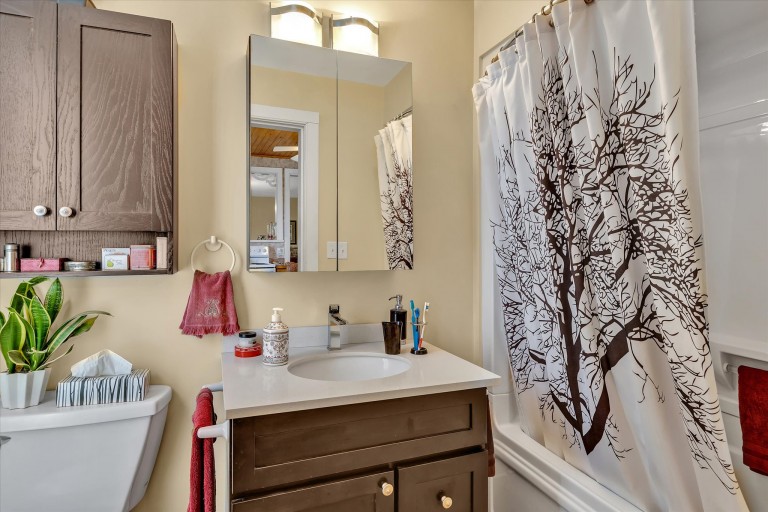 14 Carr Street, Keene, Ontario, Canada