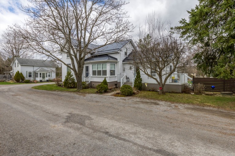 14 Carr Street, Keene, Ontario, Canada photo 2