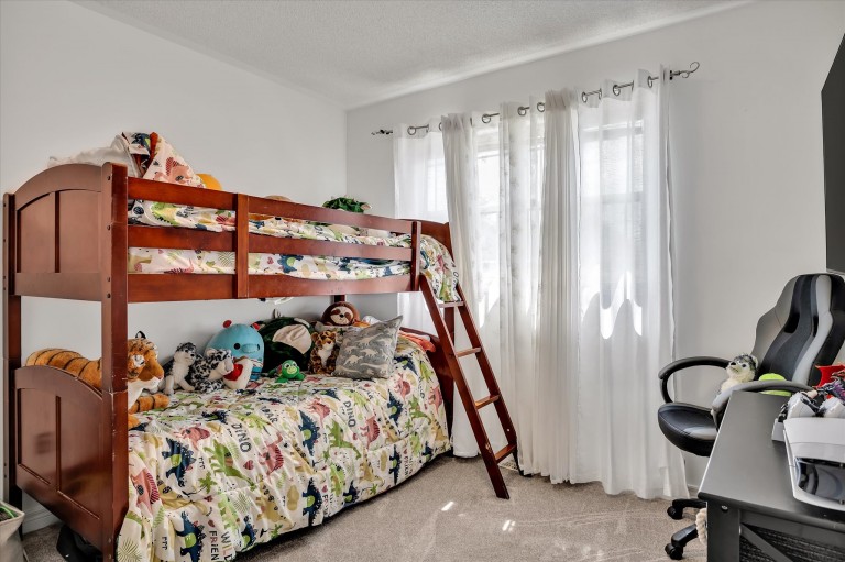 263 Bowen Drive, Peterborough, Ontario, Canada