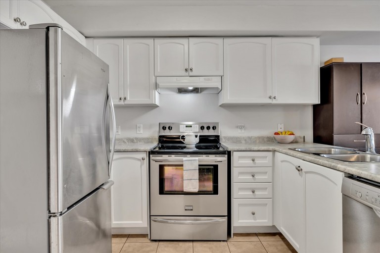 263 Bowen Drive, Peterborough, Ontario, Canada