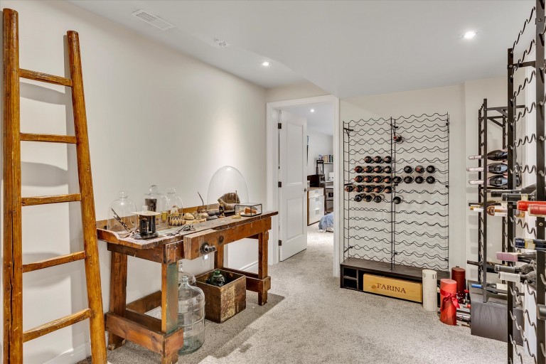 1683 Champlain Drive, Peterborough, Ontario, Canada