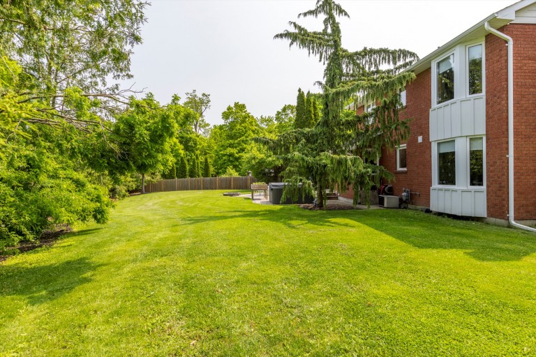 1683 Champlain Drive, Peterborough, Ontario, Canada