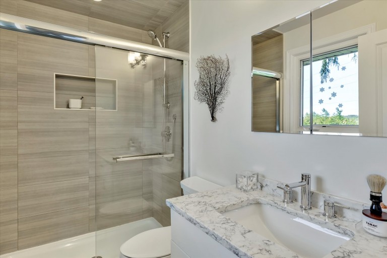 1683 Champlain Drive, Peterborough, Ontario, Canada