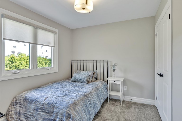 1683 Champlain Drive, Peterborough, Ontario, Canada