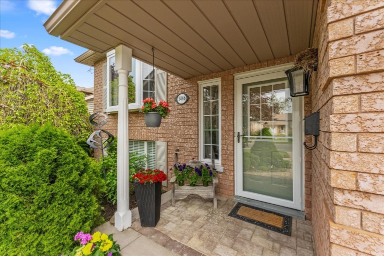 3046 Westridge Boulevard, Peterborough, Ontario, Canada photo 2