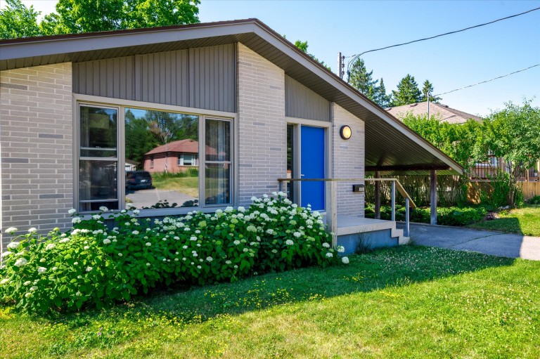 375 Aberdeen Avenue, Peterborough, Ontario, Canada photo 2