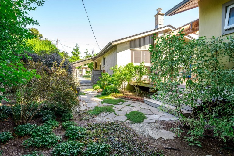 375 Aberdeen Avenue, Peterborough, Ontario, Canada