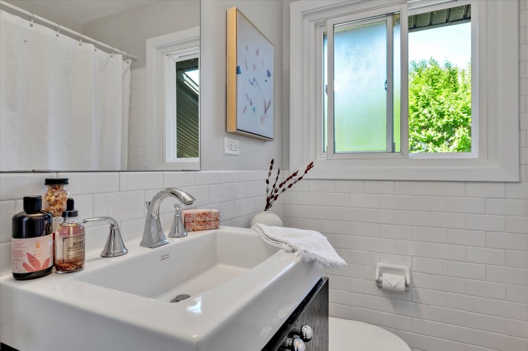 375 Aberdeen Avenue, Peterborough, Ontario, Canada