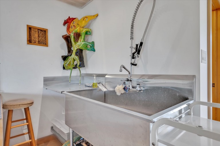 375 Aberdeen Avenue, Peterborough, Ontario, Canada