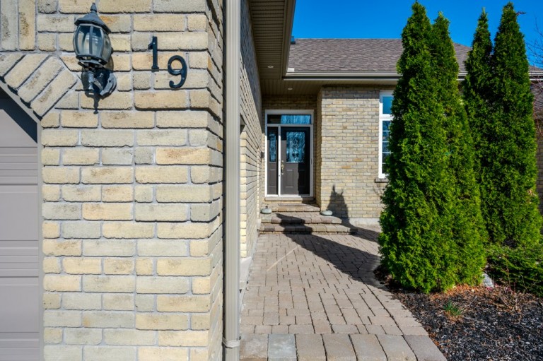 227 Carnegie Avenue, Unit #19, Peterborough, Ontario, Canada