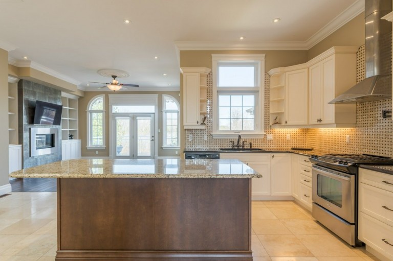 227 Carnegie Avenue, Unit #19, Peterborough, Ontario, Canada