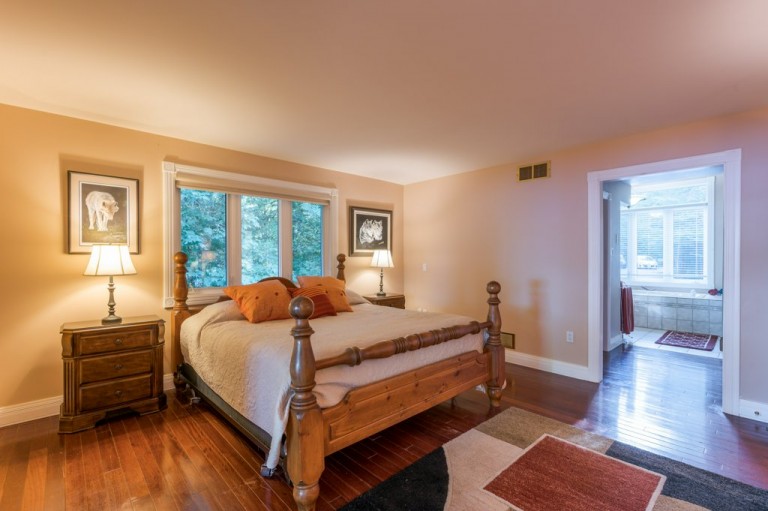 2925 Ayotte's Point Lane, Youngs Point, Ontario, Canada