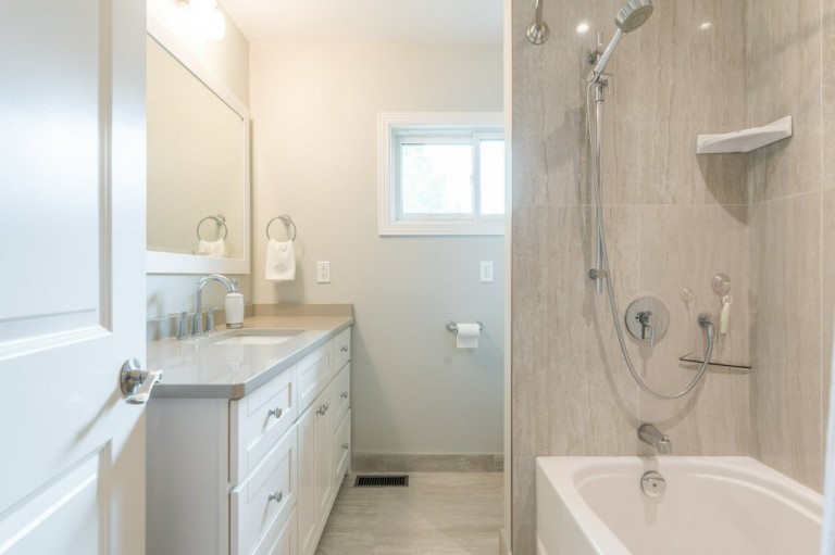 1583 Rocklands Road, Peterborough, Ontario, Canada
