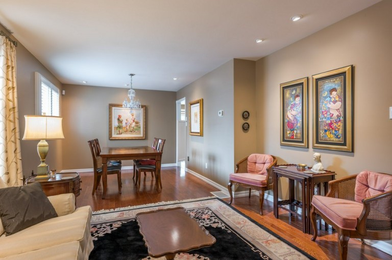 1708 Pinehill Drive, Peterborough, Ontario, Canada