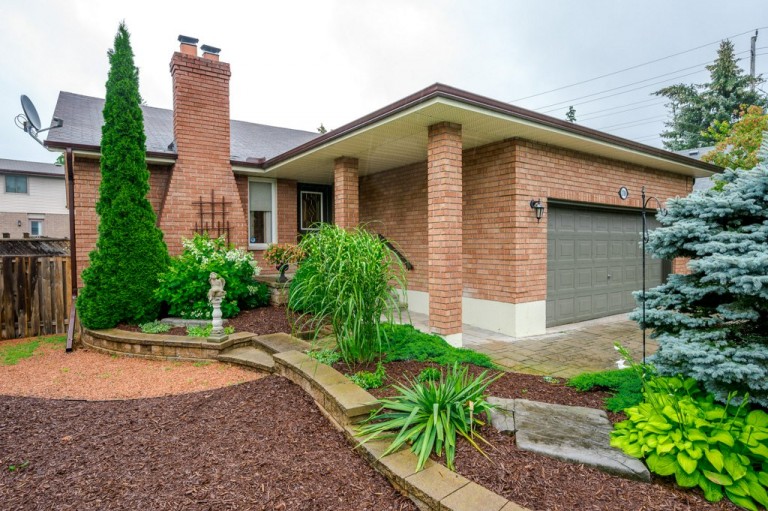 1708 Pinehill Drive, Peterborough, Ontario, Canada