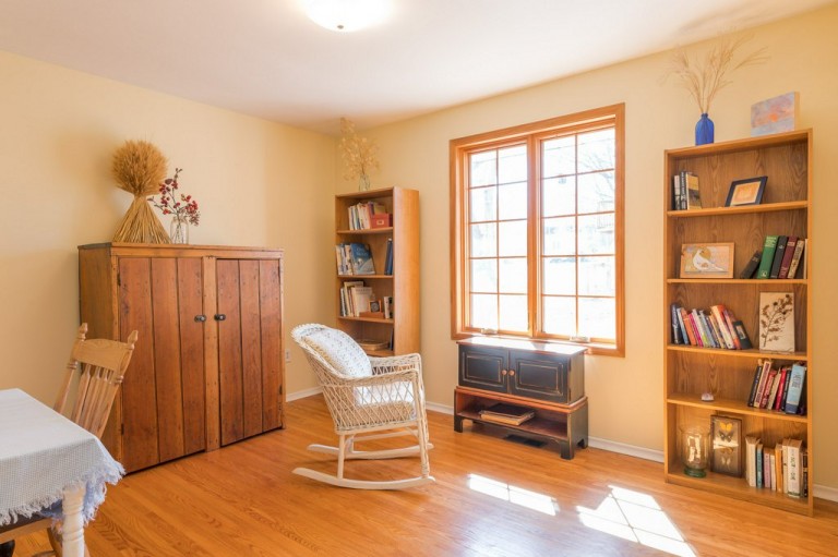 1063 Glendale Drive, Peterborough, Ontario, Canada