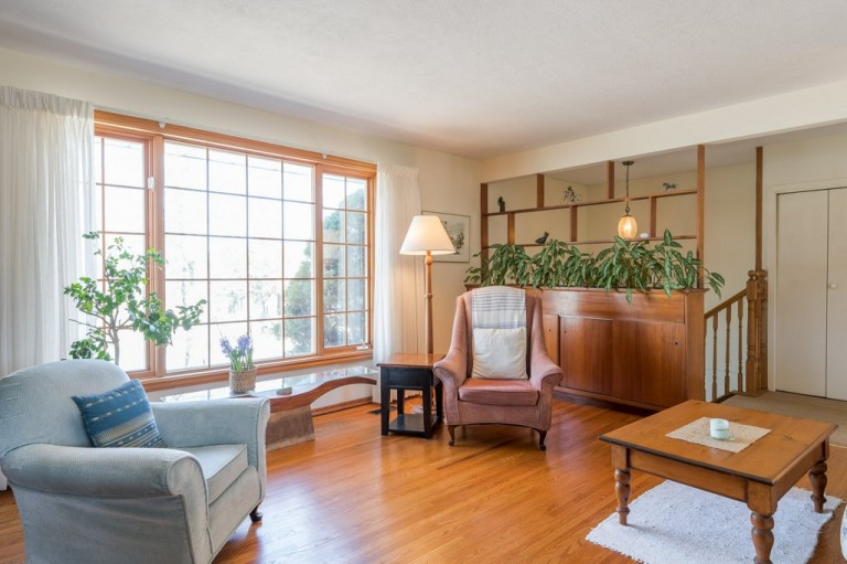1063 Glendale Drive, Peterborough, Ontario, Canada