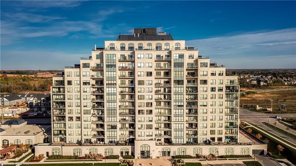 240 VILLAGEWALK Boulevard Unit# 810, London Ontario, Canada