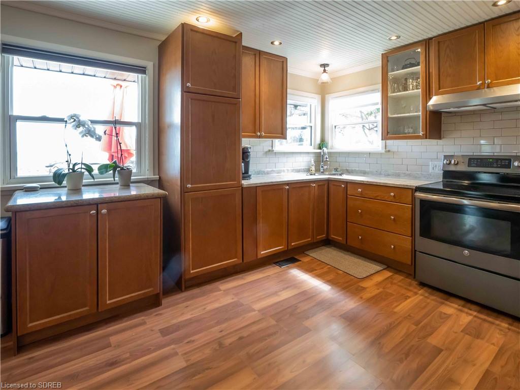 1395 LAKESHORE Road, Haldimand, Ontario, Canada