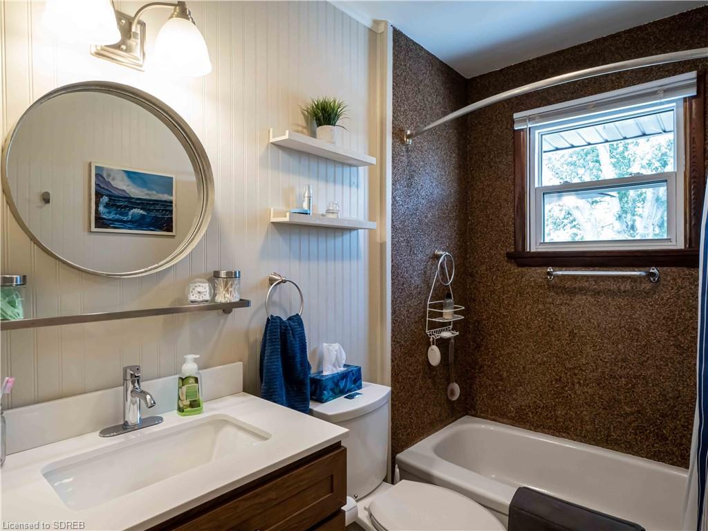 1395 LAKESHORE Road, Haldimand, Ontario, Canada