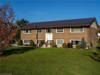2 SCOTT Drive, Port Dover Ontario, Canada