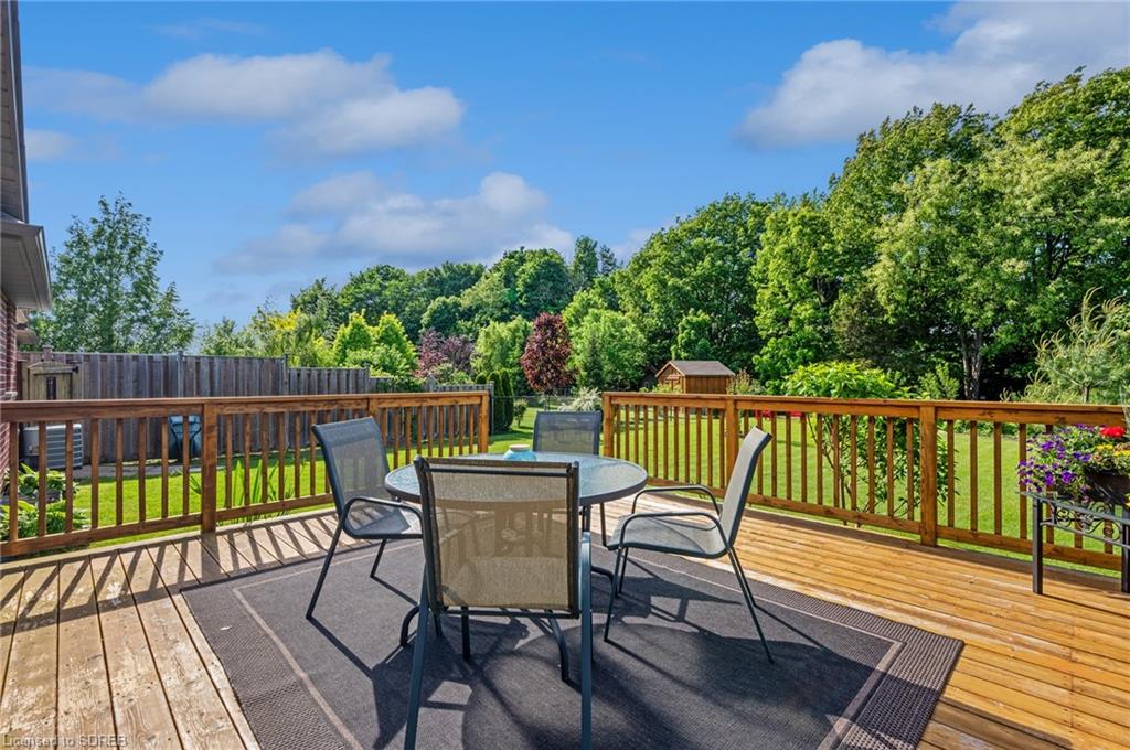 97 WILLOWDALE Crescent, Port Dover, Ontario, Canada
