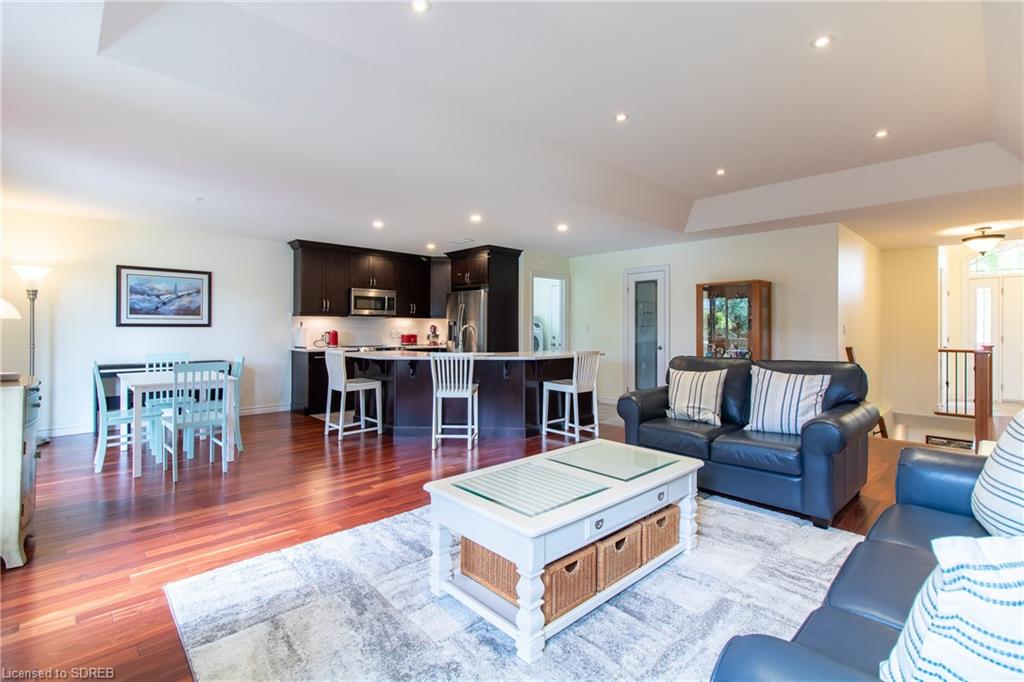 42 KOLBE Drive, Port Dover, Ontario, Canada