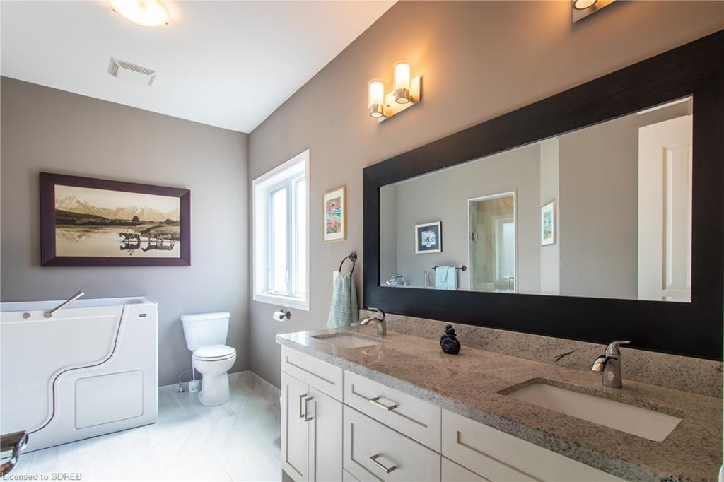151 NEW LAKESHORE Road, Port Dover, Ontario, Canada