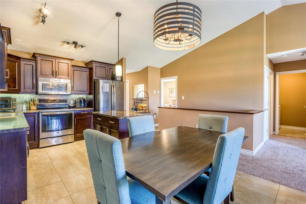 308 BRITTOLI Avenue, Sarnia, Ontario, Canada