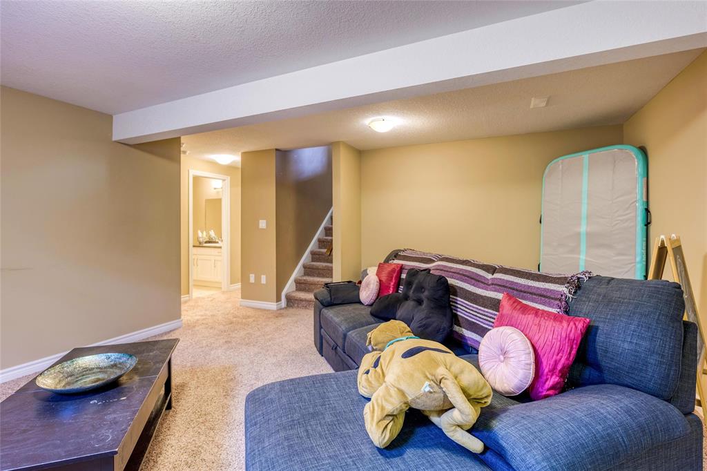 308 BRITTOLI Avenue, Sarnia, Ontario, Canada