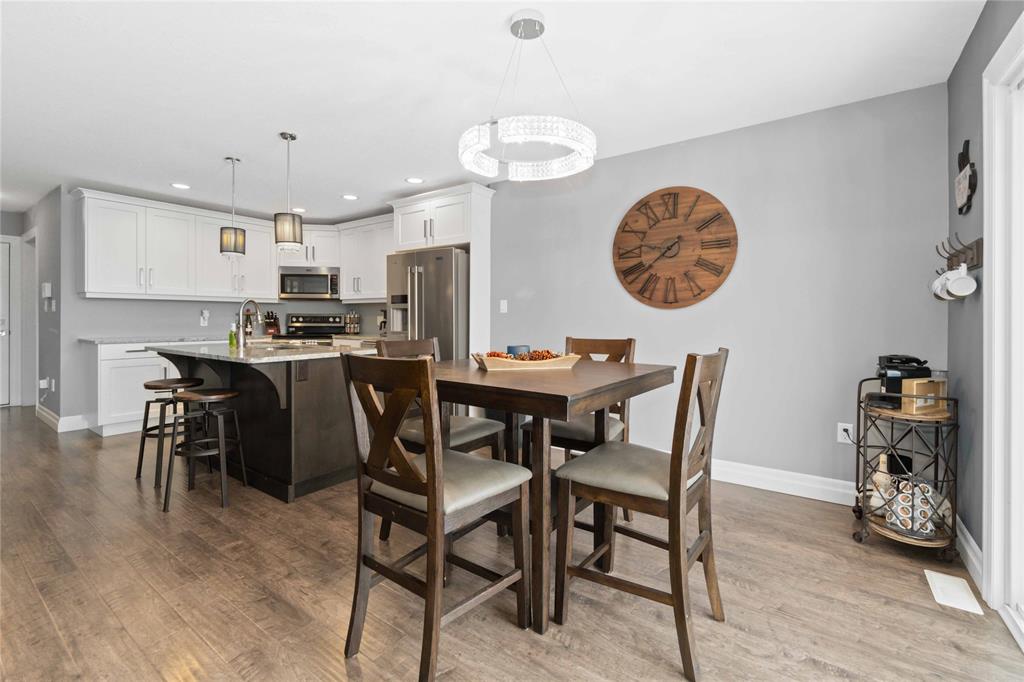 582 AGILE Court, St. Clair, Ontario, Canada