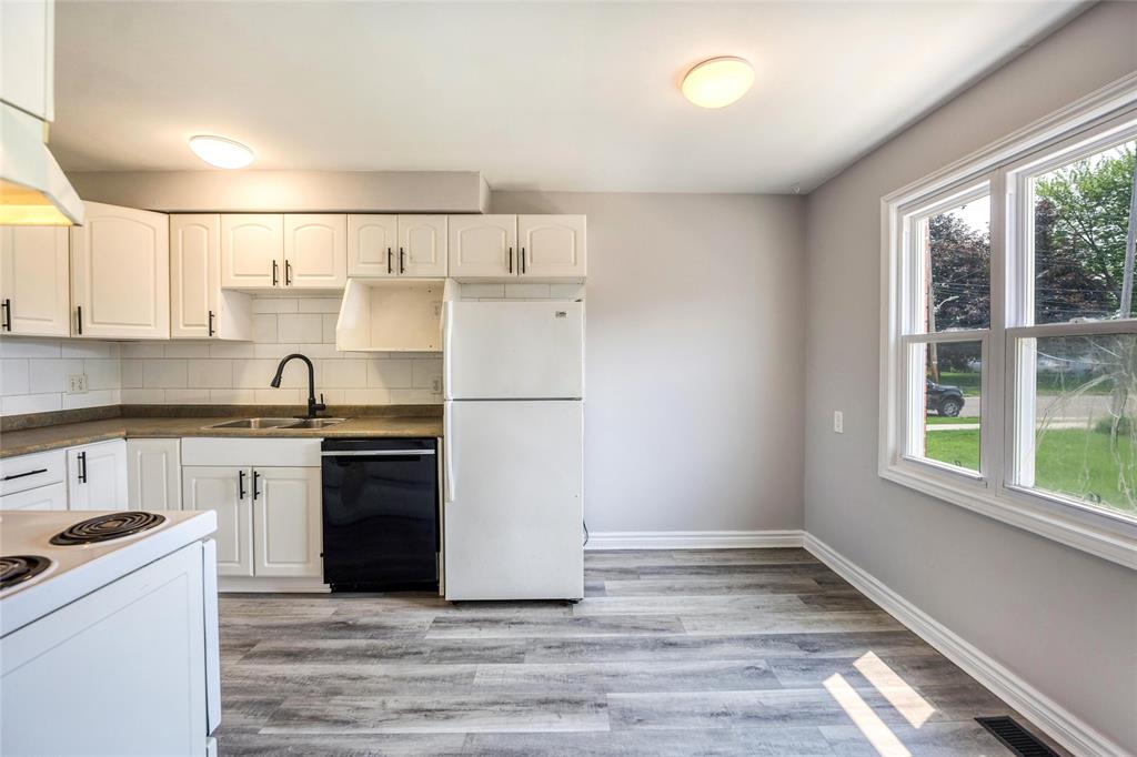 205 FANE Street Unit# 1B, St. Clair, Ontario, Canada