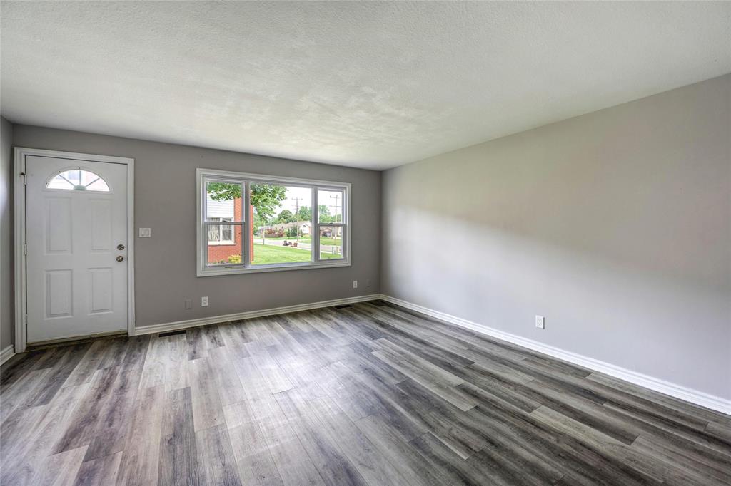 205 FANE Street Unit# 1B, St. Clair, Ontario, Canada