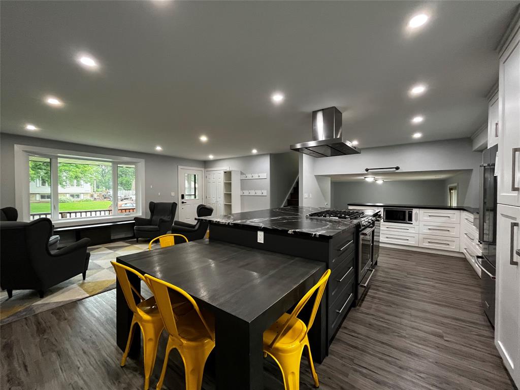 1245 Birkdale Crescent, Sarnia, Ontario, Canada photo 4