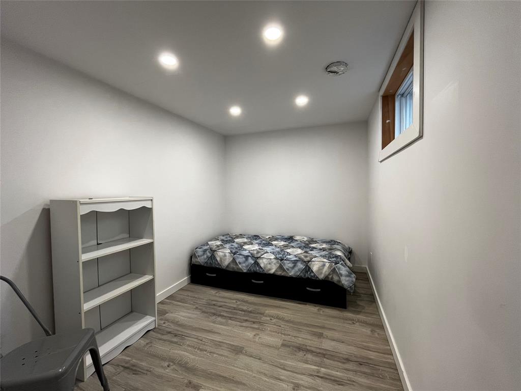 1245 Birkdale Crescent, Sarnia, Ontario, Canada photo 16