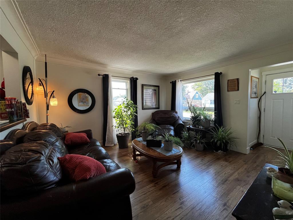 342 Park Avenue, Sarnia, Ontario, Canada photo 4