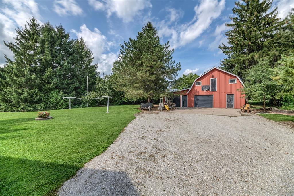 2694 MICHIGAN Line, Sarnia Ontario, Canada