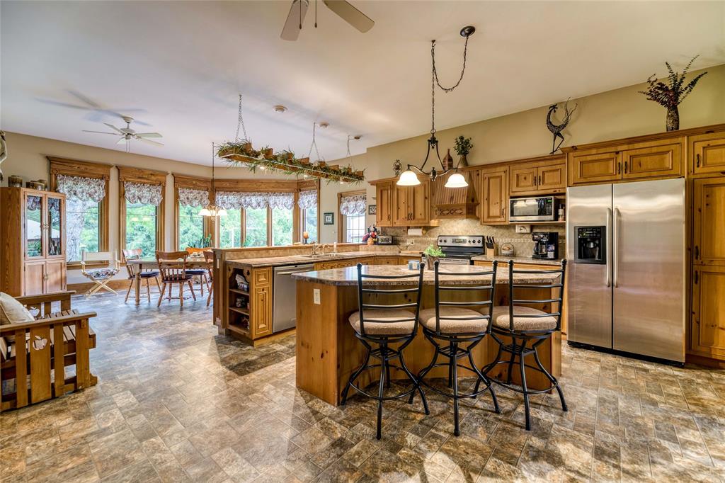 2694 MICHIGAN Line, Sarnia Ontario, Canada