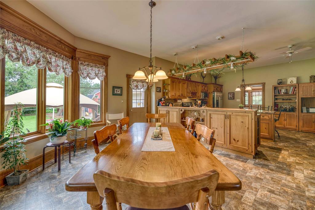 2694 MICHIGAN Line, Sarnia Ontario, Canada